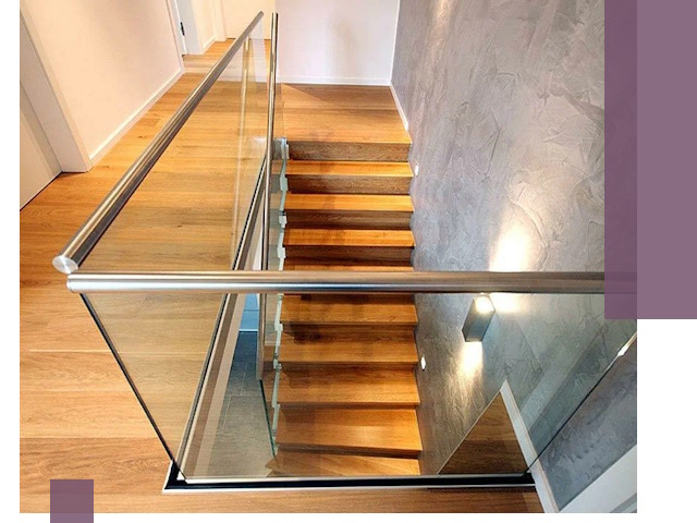 Перила для лестницы в доме — изготовление и монтаж в Магнитогорске