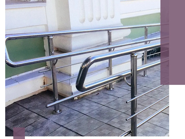 Ограждения пандусов из металла и нержавейки в Магнитогорске