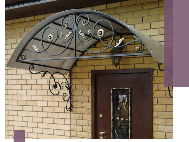 Изготовление козырьков из металла под ключ в Магнитогорске