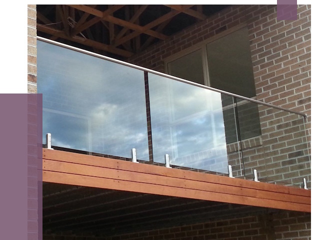 Стеклянные парапеты на крыше и террасе в Магнитогорске от 11638 руб. | ПРОЛЁТ-Мгн