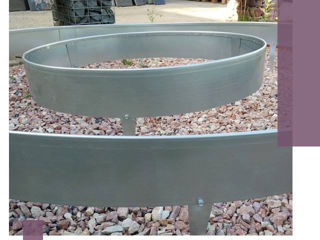 Нержавеющие бордюры под ключ в Магнитогорске — изготовление и монтаж